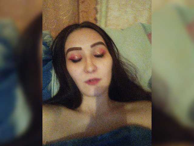 Live sex webcam photo for Isabelle2 #276399577