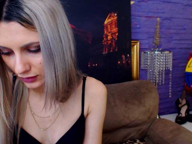 Live sex webcam photo for IsabelleRoseX #271932925