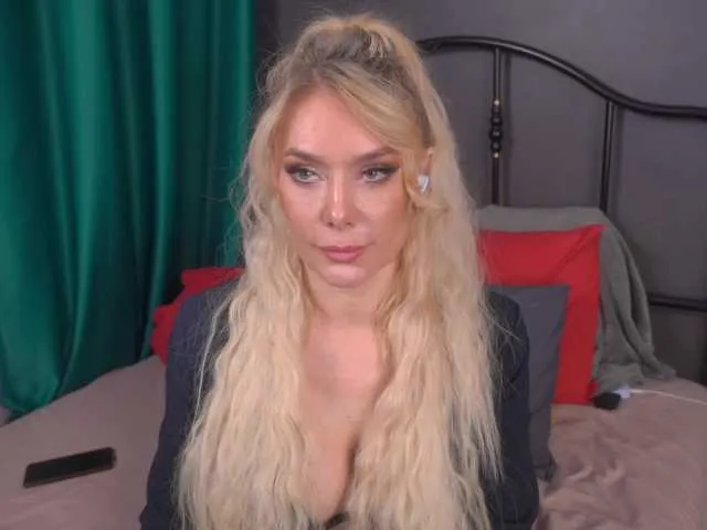 Live sex webcam photo for IsadoraDunkan #291169508