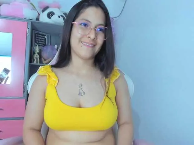 Live sex webcam photo for Isis-Becca #290918486