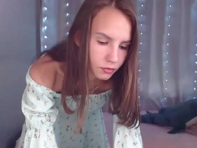 Live sex webcam photo for IssaLarsen #275838883