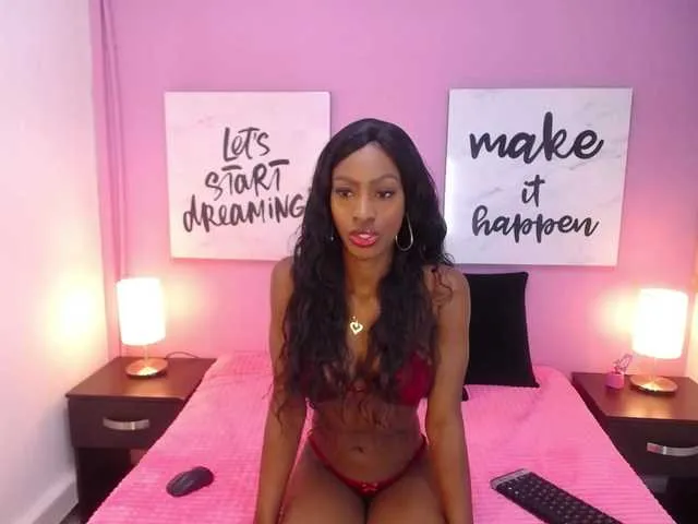 Live sex webcam photo for IssyRosse #278202457