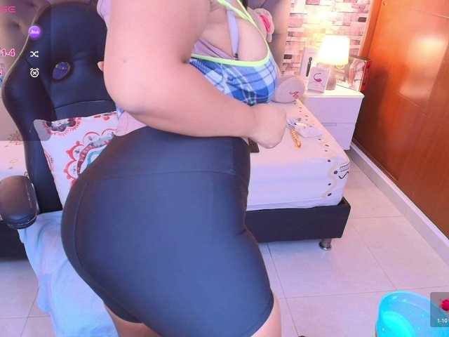 Live sex webcam photo for Italy-boobs #292247361