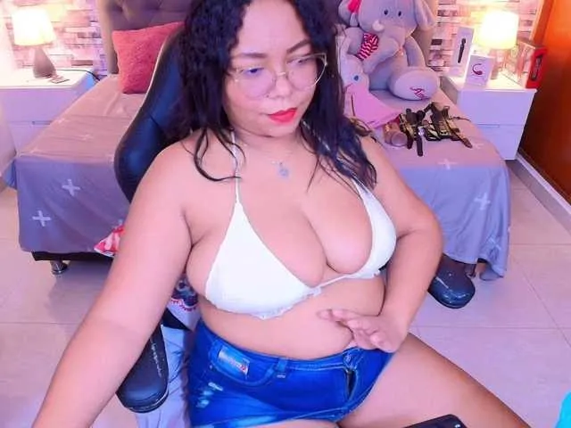 Live sex webcam photo for Italy-boobs #292337796