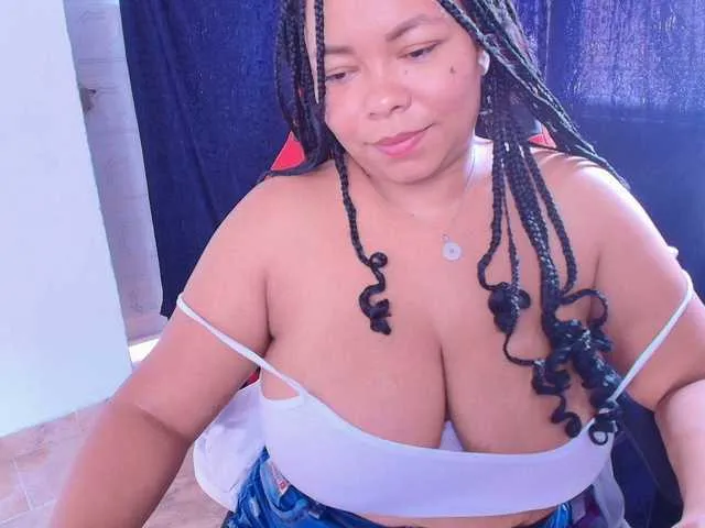 Live sex webcam photo for Italy-boobs #293267950