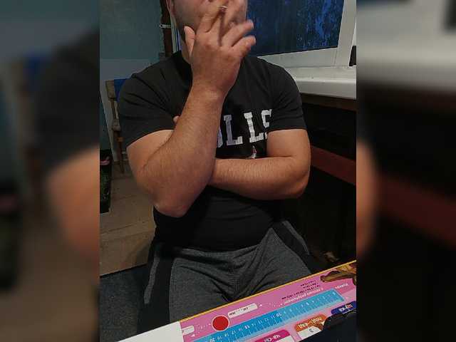 Live sex webcam photo for Ivan12347 #275701009