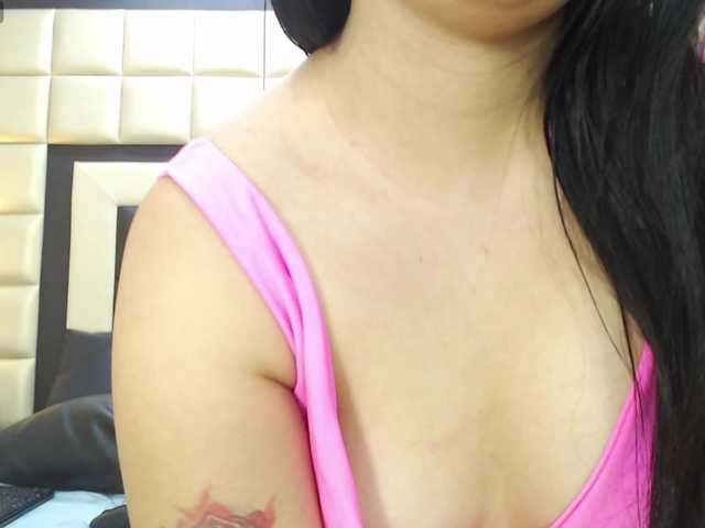 Live sex webcam photo for IvanaWhite1 #276942041