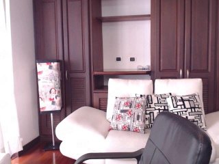 Live sex webcam photo for IvannaBella #135642675