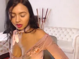 Live sex webcam photo for IvannaBella #137192743
