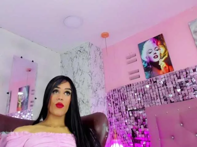 Live sex webcam photo for IvannaDoll023 #277297763