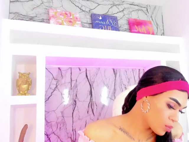 Live sex webcam photo for IvannaDoll023 #277403797