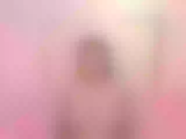 Live sex webcam photo for IvannaLee #277482838