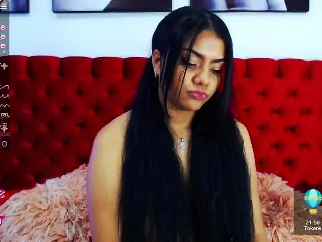 Live sex webcam photo for IvannaMars #272570976