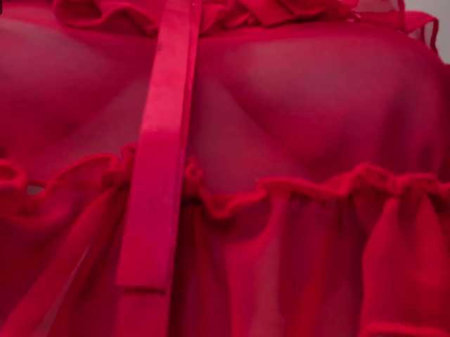 Live sex webcam photo for IvannaRussell #288074599