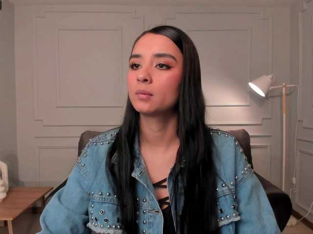 Live sex webcam photo for IvannaRussell #288074602