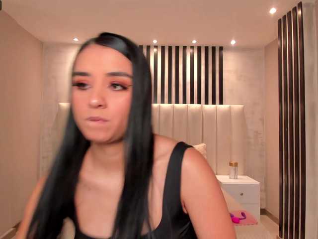 Live sex webcam photo for IvannaRussell #288074623