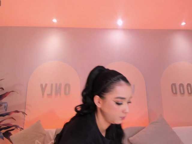 Live sex webcam photo for IvannaRussell #290190965