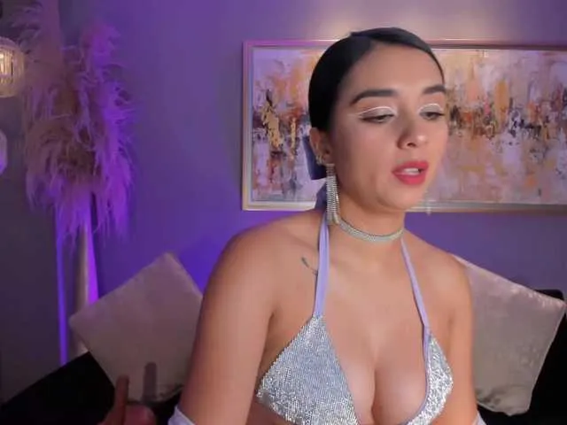 Live sex webcam photo for IvannaRussell #290367324