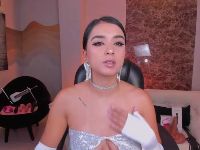 Live sex webcam photo for IvannaRussell #290738147