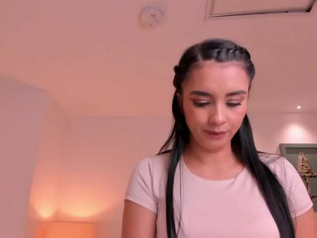 Live sex webcam photo for IvannaRussell #291664440