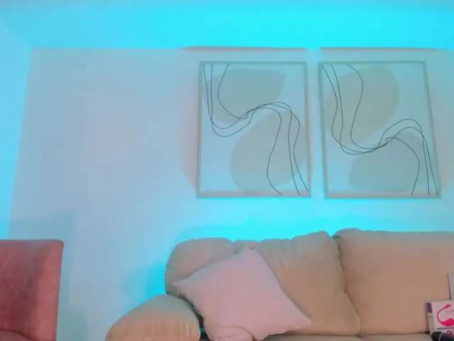 Live sex webcam photo for IvannaRussell #291702425