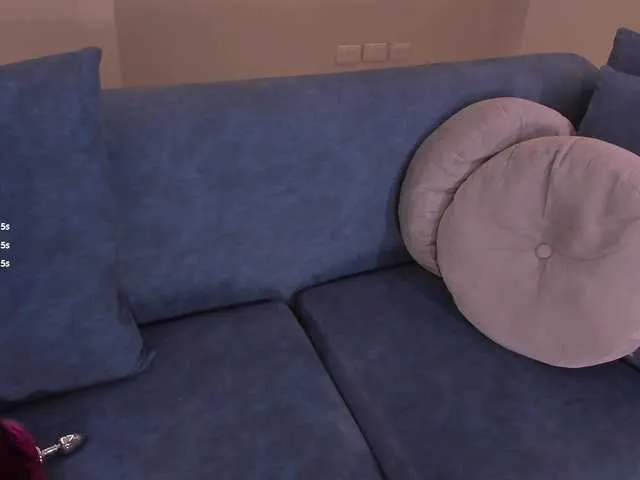 Live sex webcam photo for IvannaWelch #290304213