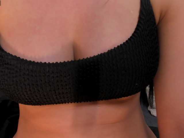 Live sex webcam photo for IvannaWelch #290843852