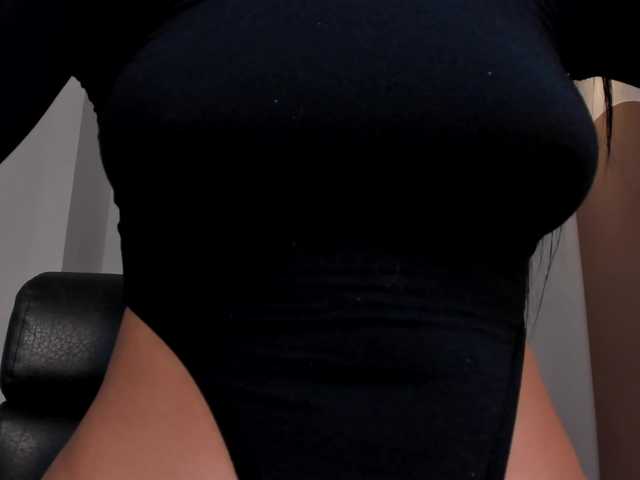 Live sex webcam photo for IvannaWelch #291010234