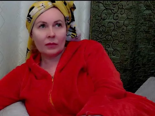 Live sex webcam photo for IvettaShine #272041438