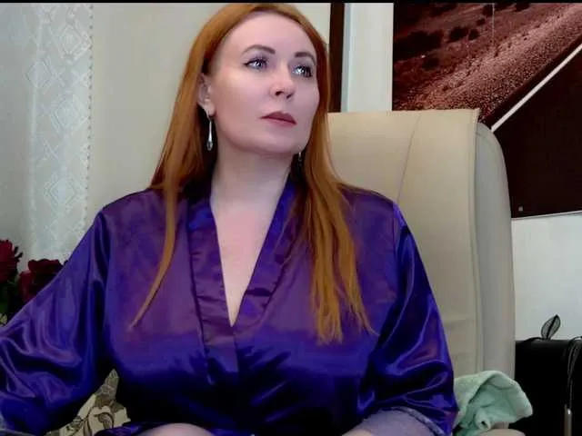 Live sex webcam photo for IvettaShine #272906044