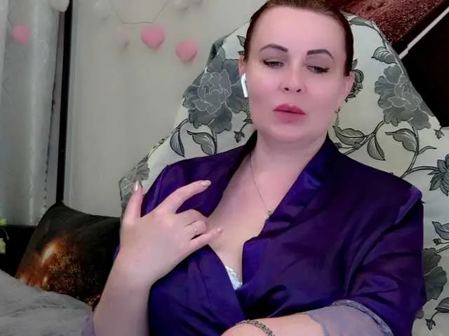 Live sex webcam photo for IvettaShine #275653838