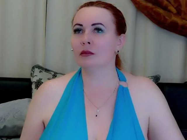 Live sex webcam photo for IvettaShine #276505083