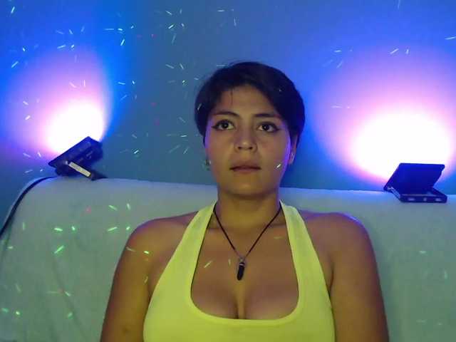 Live sex webcam photo for Ivonne-collen #274367197