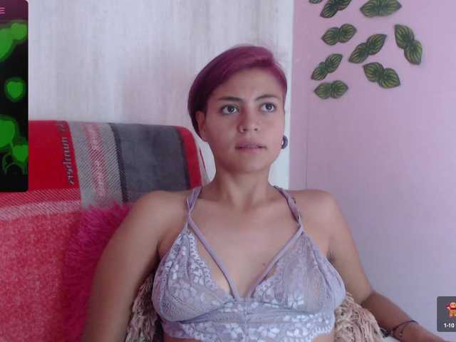 Live sex webcam photo for Ivonne-collen #277291075