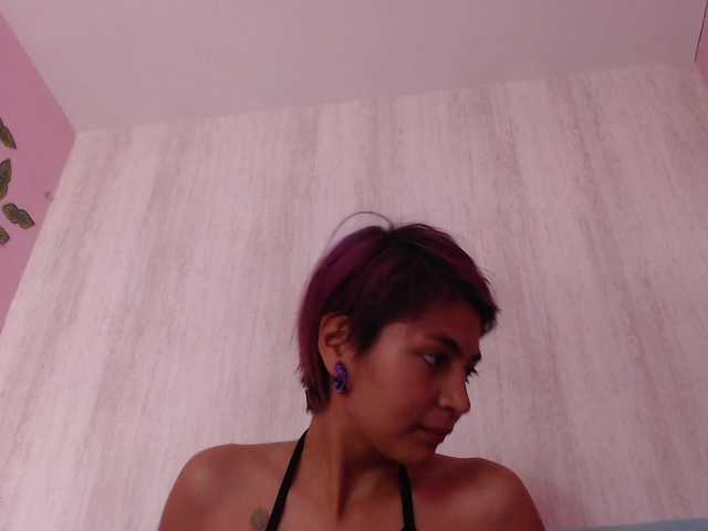 Live sex webcam photo for Ivonne-collen #277718535