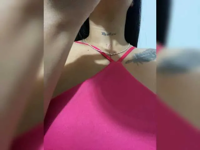 Live sex webcam photo for IvonneDuarte #293314244