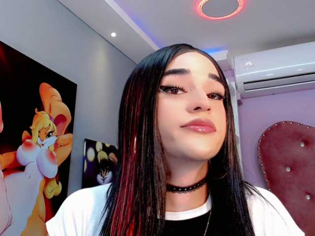 Live sex webcam photo for Ivy-Jane #290178460