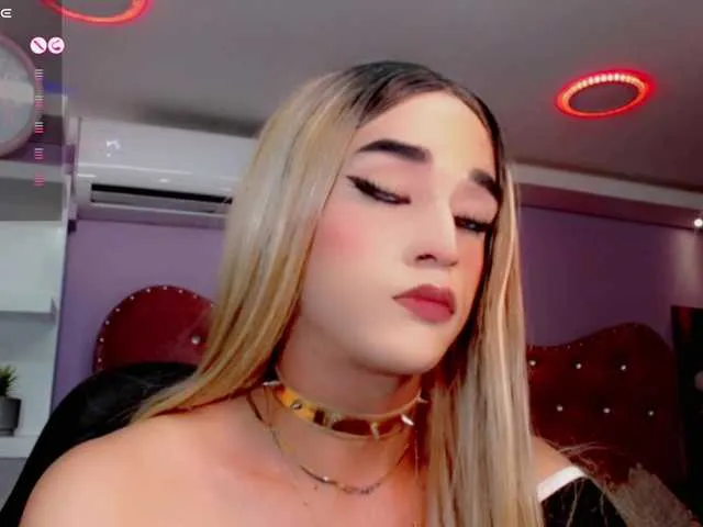 Live sex webcam photo for Ivy-Jane #290243158