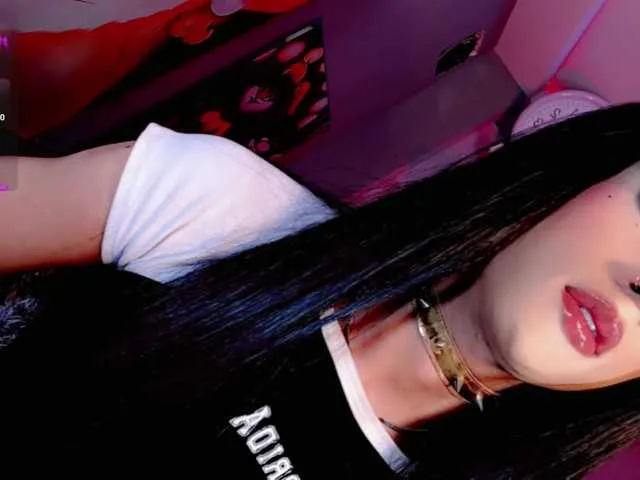 Live sex webcam photo for Ivy-Jane #290401751