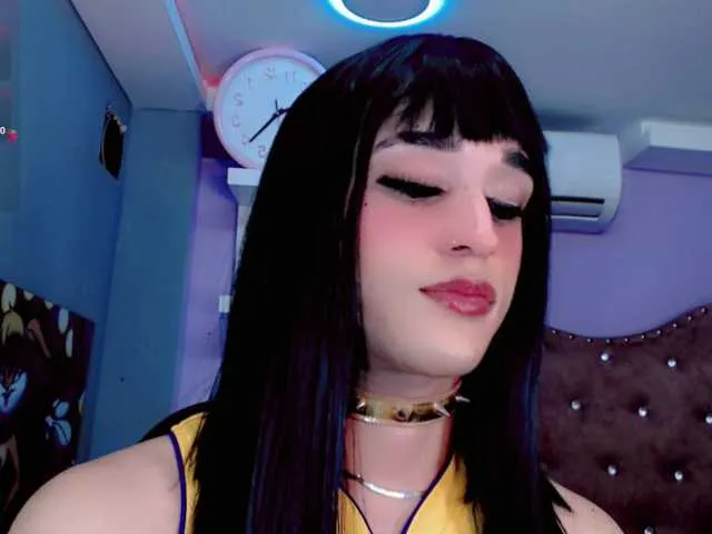 Live sex webcam photo for Ivy-Jane #290422835