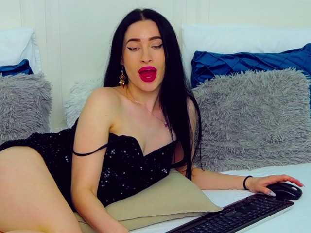 Live sex webcam photo for IvyEdwards #273342110