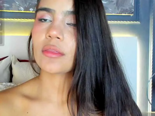 Live sex webcam photo for IvyEllis #292196949