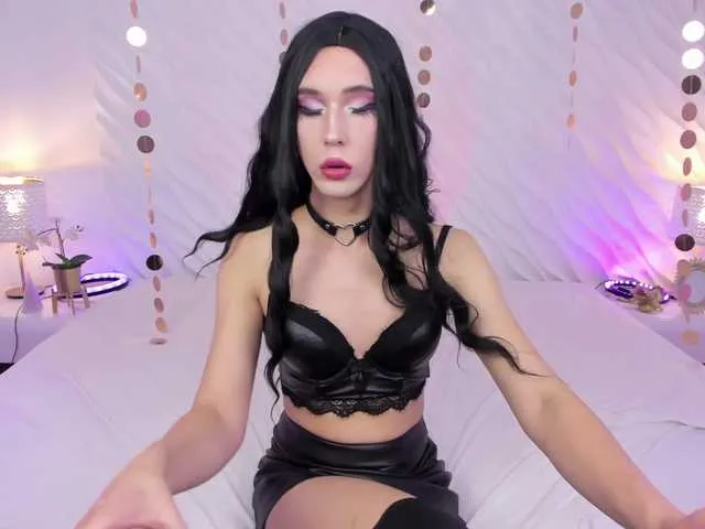 Live sex webcam photo for IvyJoys #276326857