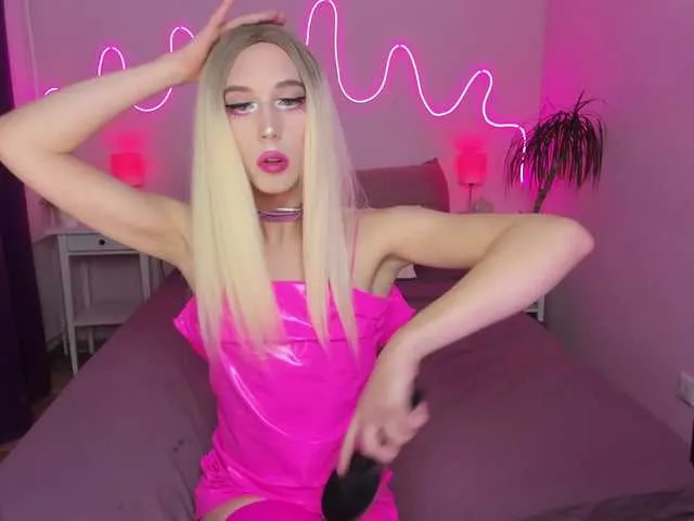 Live sex webcam photo for IvyJoys #276879299