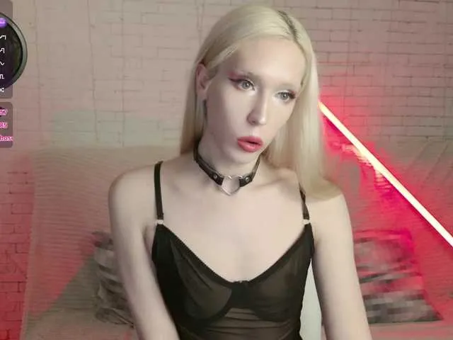 Live sex webcam photo for IvyJoys #290806228