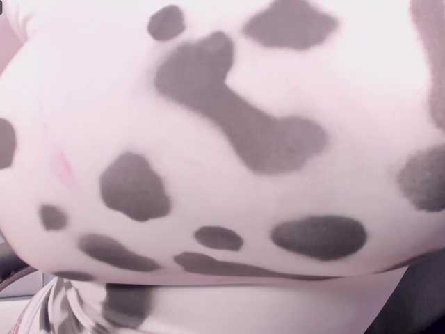 Live sex webcam photo for IvyRogers #276587587