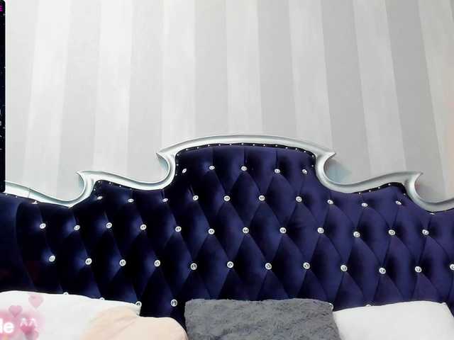 Live sex webcam photo for IvySolazola #272383615