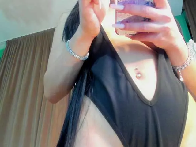 Live sex webcam photo for Ivybelle #290240955