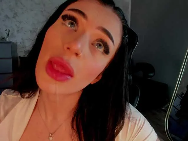 Live sex webcam photo for Ivybelle #290479305
