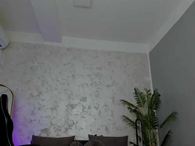 Live sex webcam photo for Ivybelle #291035082